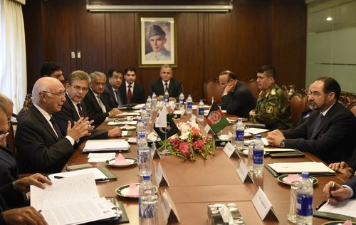Afghanistan and Pakistan discuss security cooperation - ảnh 1